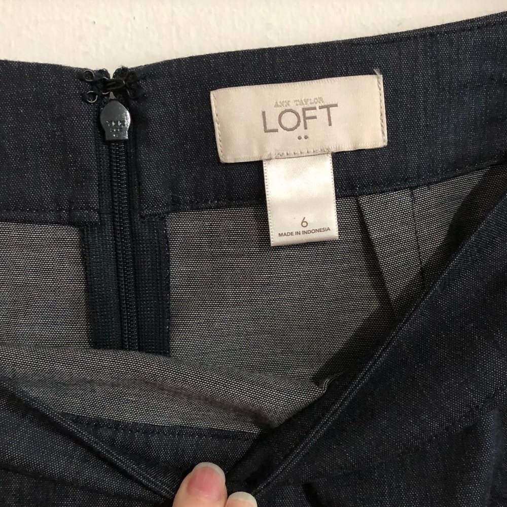 Loft | COTTON Dark Chambray Skirt - Picture 3 of 5